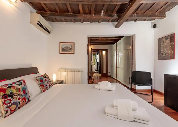 Bella Elena Apartment - Jewish Ghetto